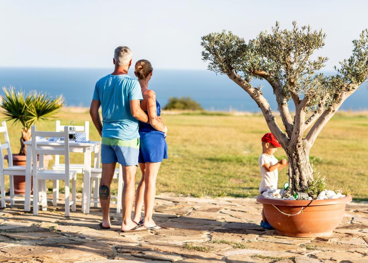Lighthouse Golf & Spa Hotel Baltsjik Eksteriør bilde Family tourism