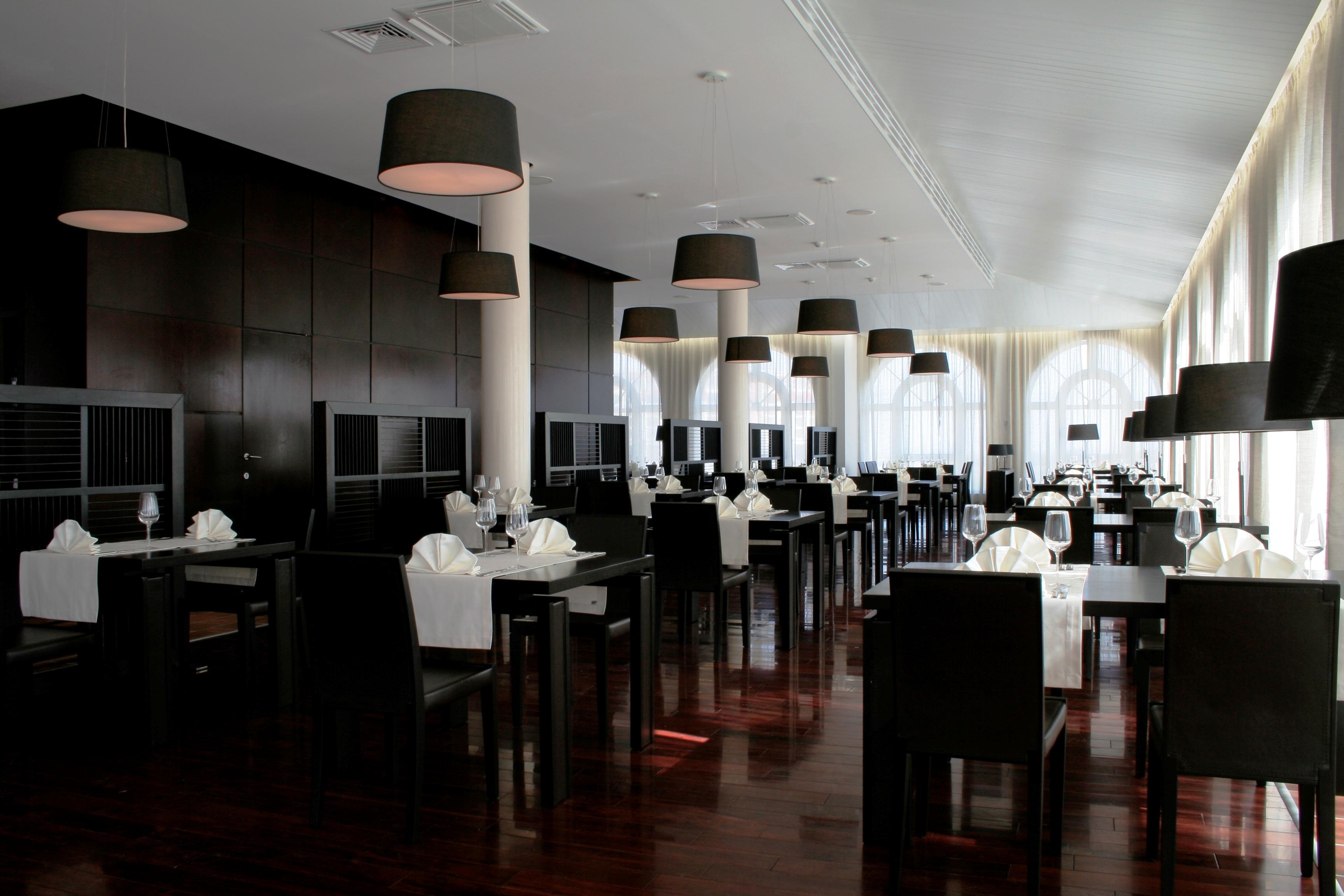 Lighthouse Golf & Spa Hotel Baltsjik Eksteriør bilde Restaurant "1707"